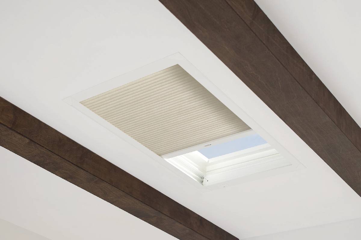 Hunter Douglas Duette® Cellular Shades with SkyLift™ near Natick, MA